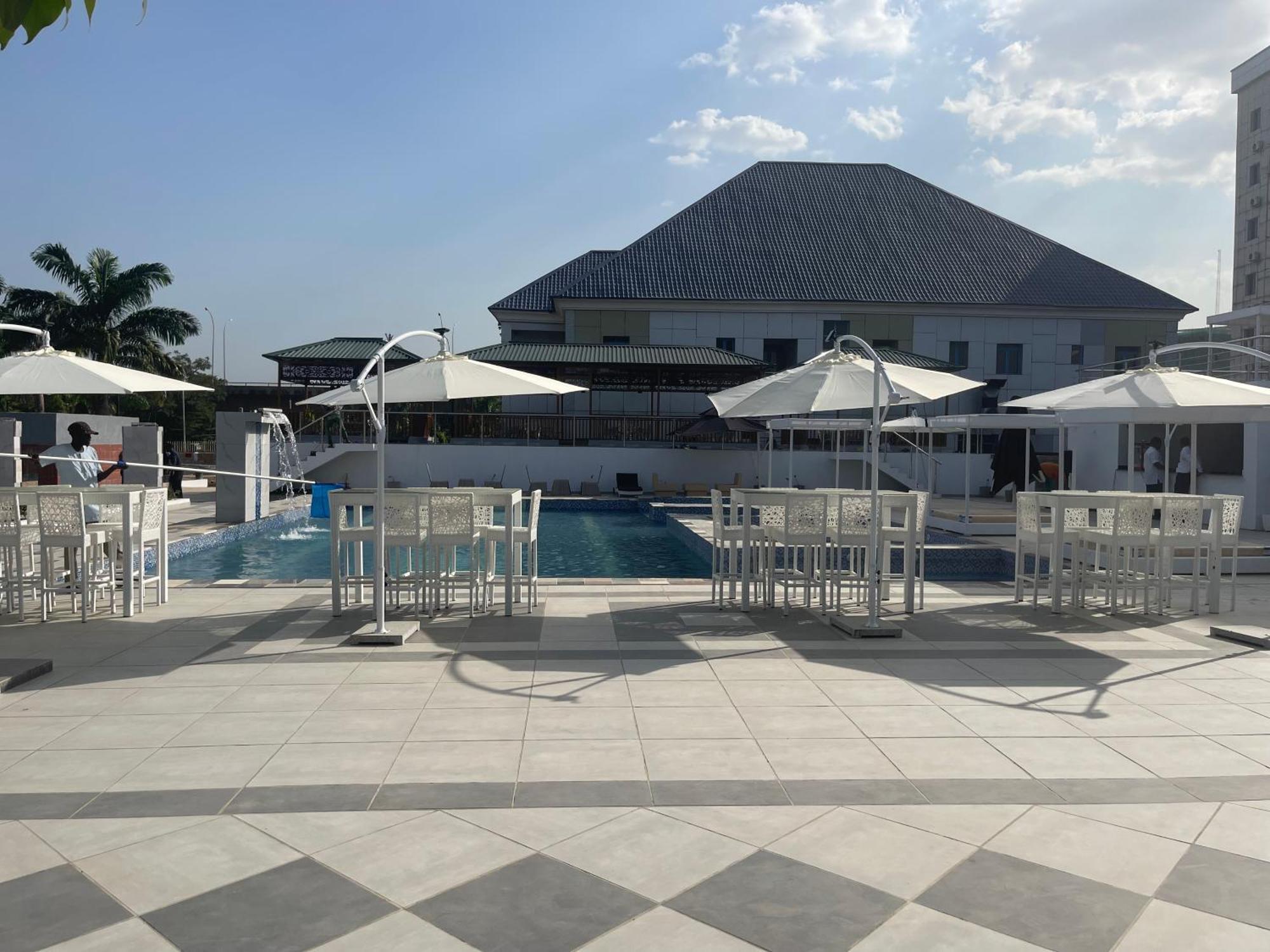 Aa Hotel And Suites Abuja Exterior foto